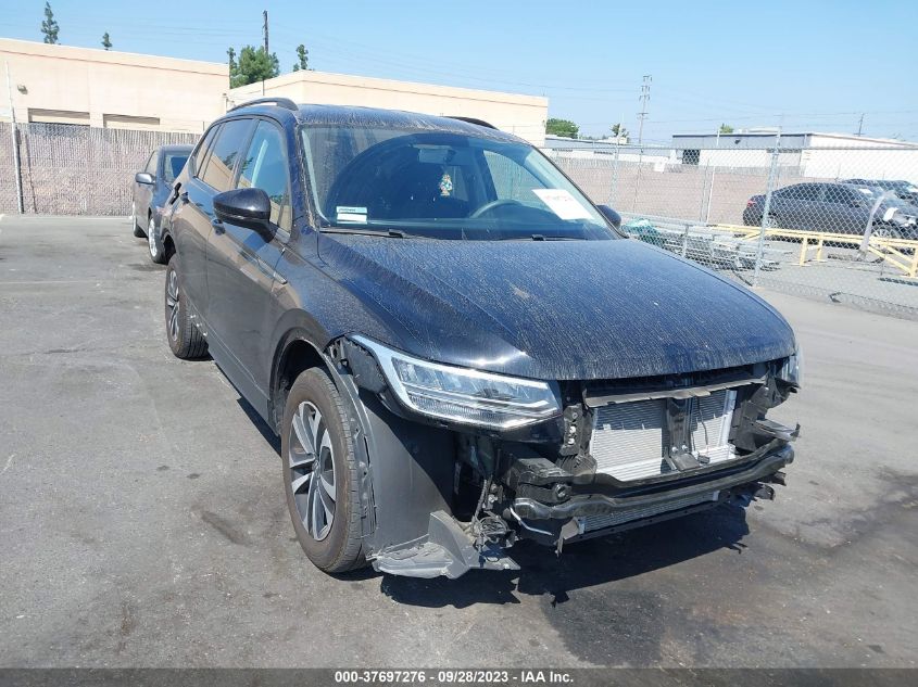 VOLKSWAGEN TIGUAN 2022. Lot# 37697276. VIN 3VV1B7AX1NM107051. Photo 1